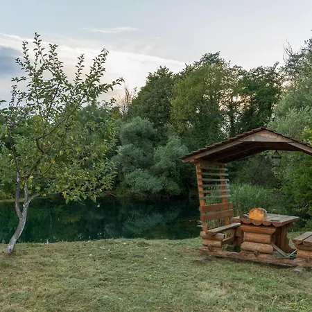 Nessy Bihac Bijelo Brdo