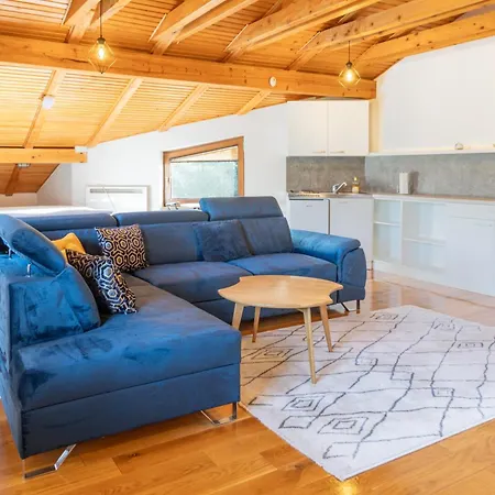 Ferienhaus Nessy Bihac *